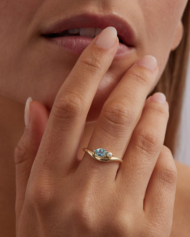 9k Solid Gold Echoes of Her Ring - Aquamarine/Pearl