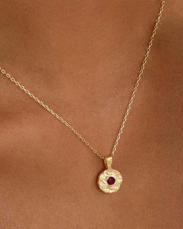 18k Gold Vermeil Written In The Stars Birthstone Necklace Pendant - January - Garnet